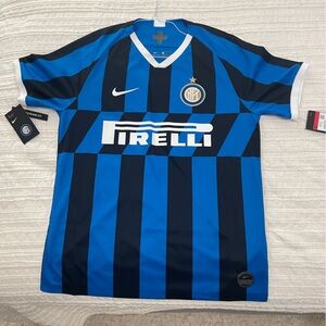 New with tags Men’s Large Nike Firelli Soccer Jersey Alexis Sanchez